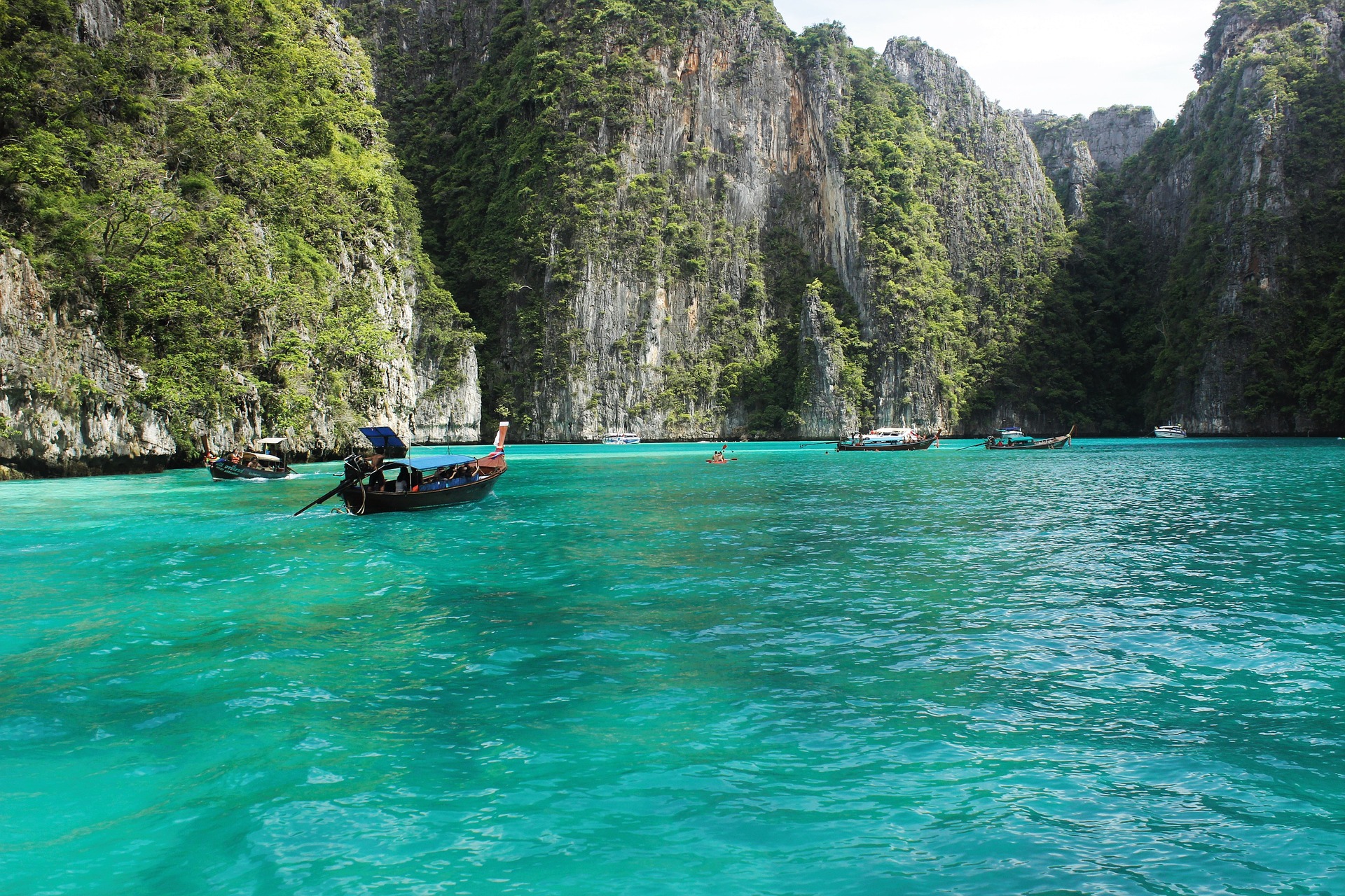 KO PHI-PHI ISLAND